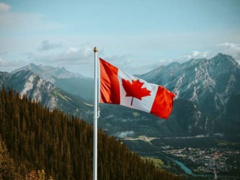 10 Best Cities for Immigrants to Settle in Canada